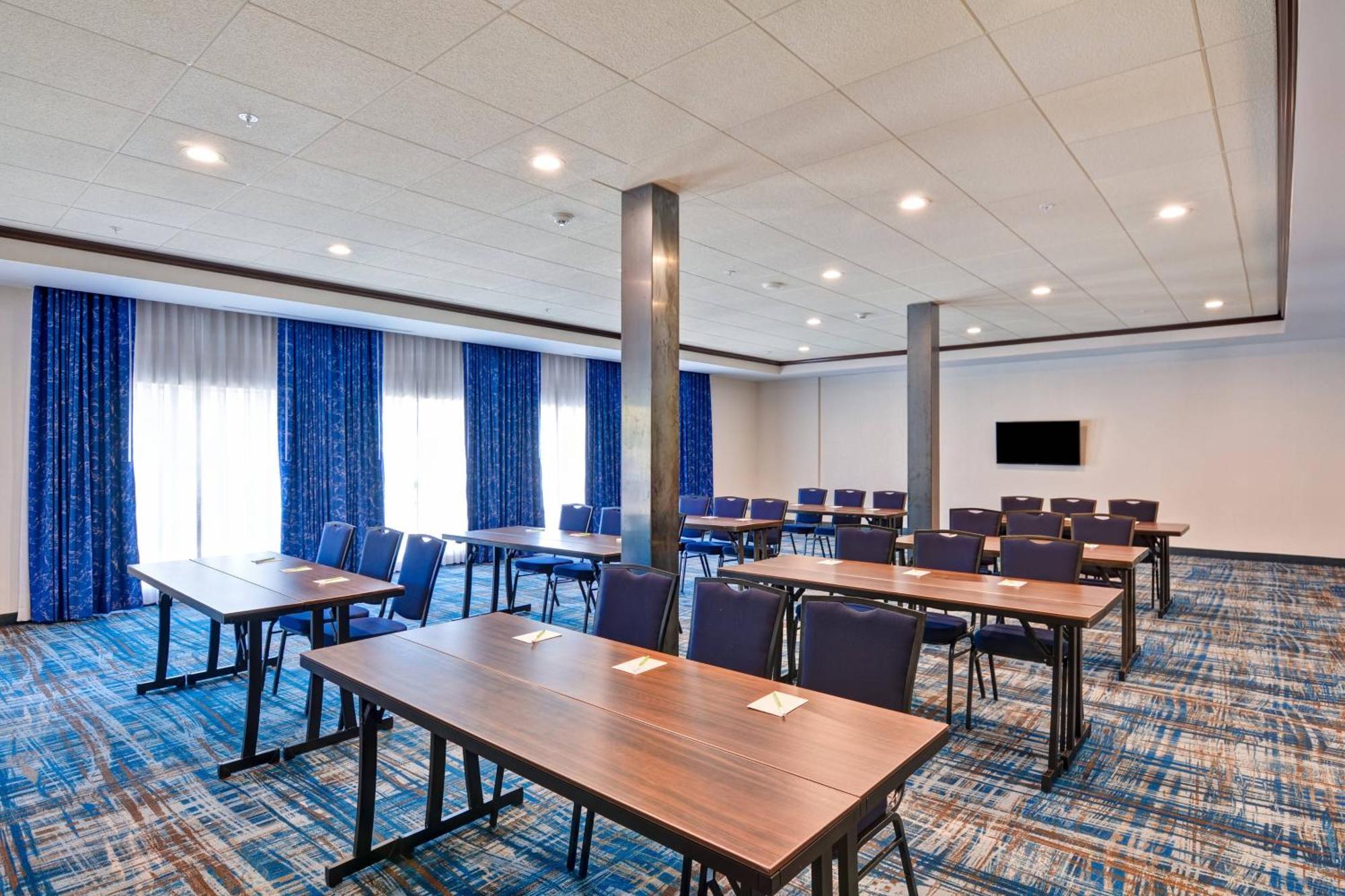 Hotel Courtyard By Marriott Long Island Islip/Courthouse Complex Central Islip Exterior foto